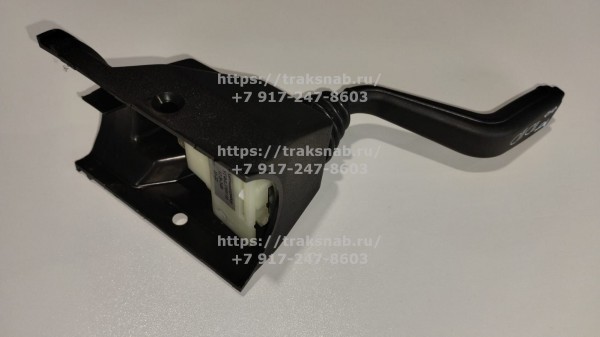 Переключатель поворотов и света фар УГФЛ.3709110 (с кожухом) — 1