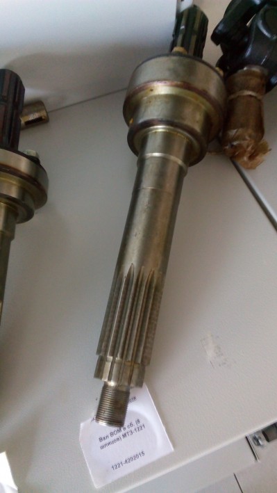 Вал ВОМ в сб. (8 шлицов) МТЗ-1221