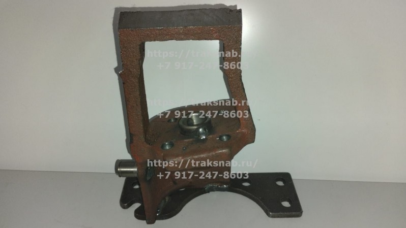 Кронштейн рулевой колонки — 3