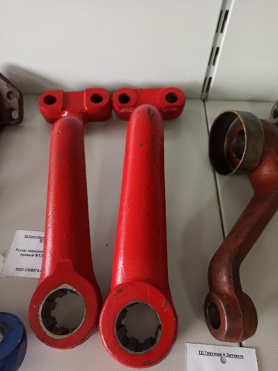 Сошка рулевого механизма (без выемки, толстая)