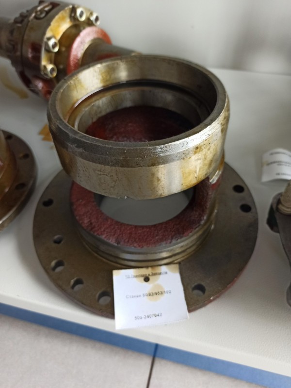 Стакан 80/82/952/102 — 1