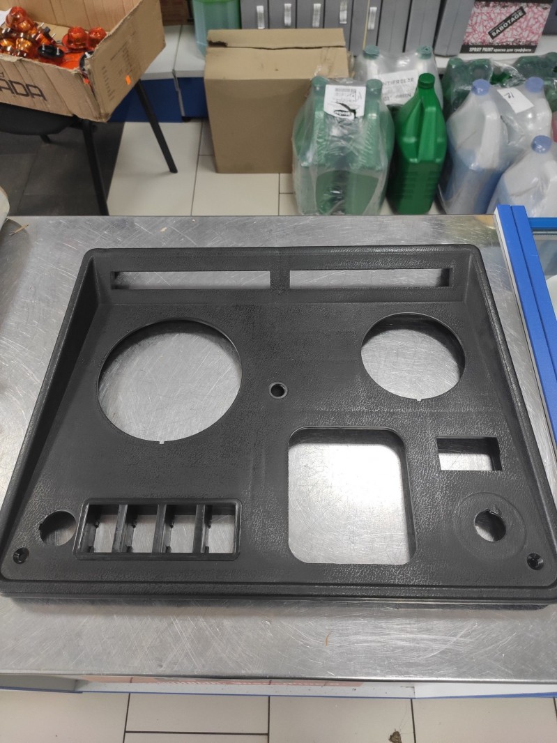 Панель комбинации приборов (крышка) н/о — 1