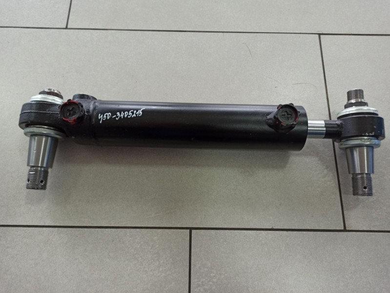 Гидроцилиндр рулевой в одной плоскости без пальцев (аналог) — 1